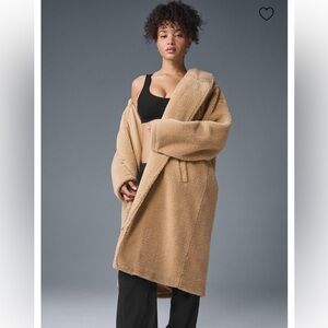 ALO Yoga Oversized Teddy Trench Coat in Camel